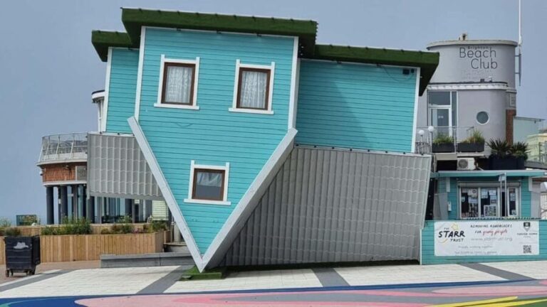 Brighton Walking Tour with a Local - The Details: How the Tour Works