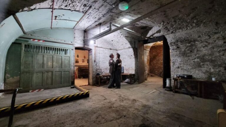 Bristol: St. Nicholas Market and Air Raid Shelter Tour - A Practical Look at What You Can Expect