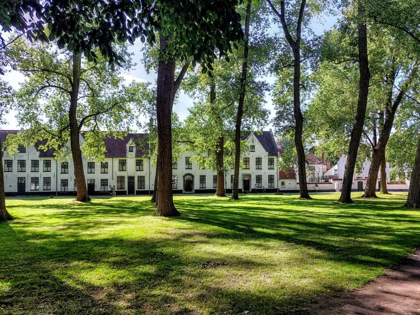 Bruges & Ghent day trip (Deluxe vehicle from Brussels) - The Value of a Premium Tour