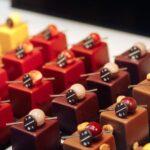 Brussels: Chocolate Workshop and Guided Walking Tour - The City Sights and Chocolate Scene