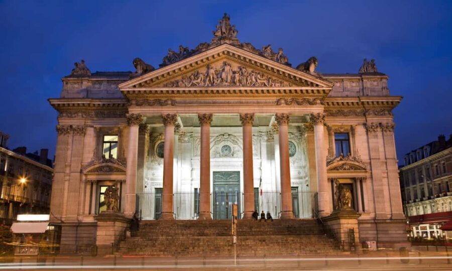 Brussels: Guided Walking Tour with Optional Beer Tasting - Who Should Consider This Tour?