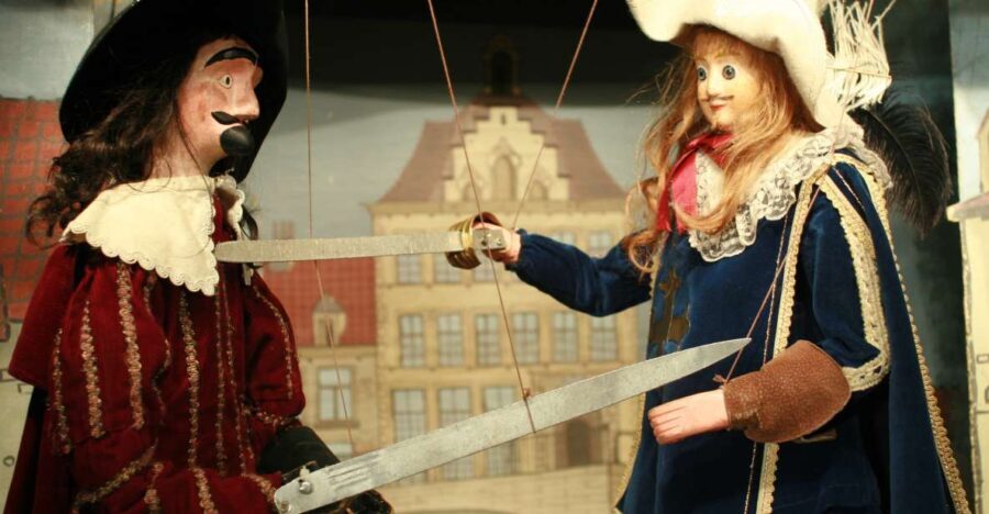 Brussels: The Three Musketeers Private Puppet Show - What to Expect During Your Visit
