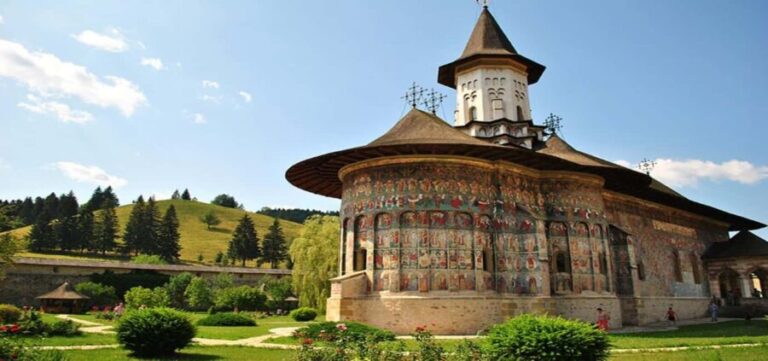 Bucharest: 8-Day Transylvania & Moldavian Monasteries Tour - Who Would Love This Tour?