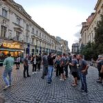 Bucharest city tour: Hop-on Hop-off sightseeing minibus - The Experience in Practice