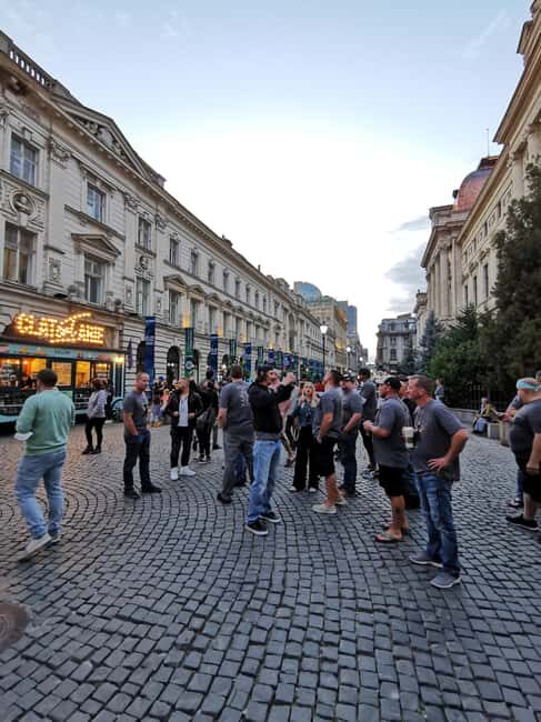 Bucharest city tour: Hop-on Hop-off sightseeing minibus - The Experience in Practice