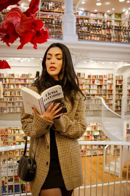 Bucharest: Essential Photo Session in the Charming Streets - The Itinerary Breakdown