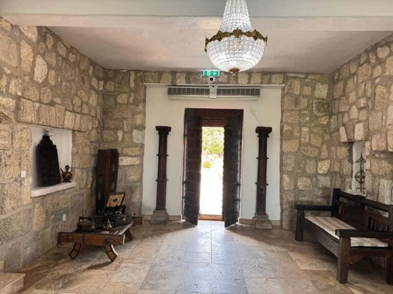 Bucharest: Half-Day Tour of Dealu Mare Wineries - Who Should Consider This Tour?