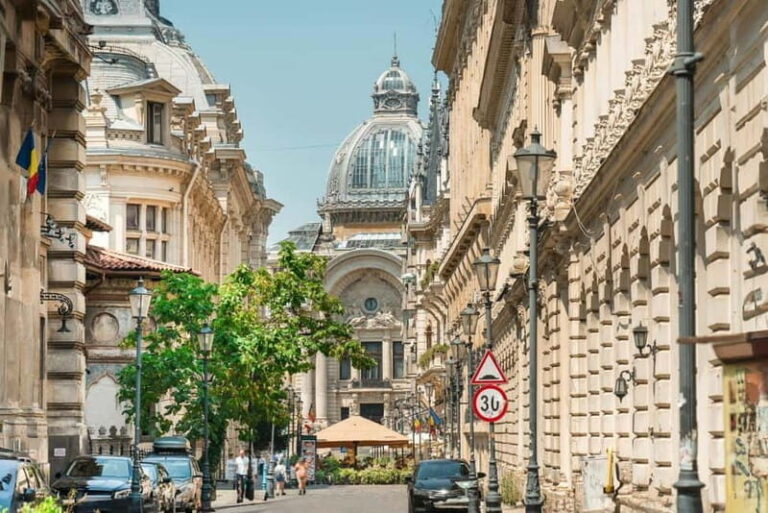 Bucharest: Old Town & Historical Landmark Guided Tour - Detailed Breakdown of the Itinerary