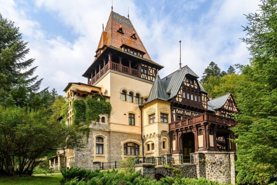 Bucharest : Pele Castle, Dracula Castle and Braov Day Trip - The Practical Side — What to Expect