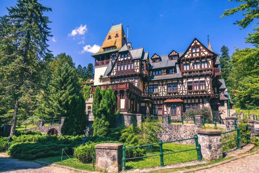 Bucharest: Peles Castle, Bran Castle, & Brasov Full-Day Tour - Practical Tips for Making the Most of the Tour