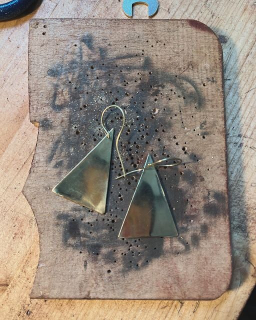 Bucharest: Real Roma Community - Crafting Workshop - A Close Look at the Experience