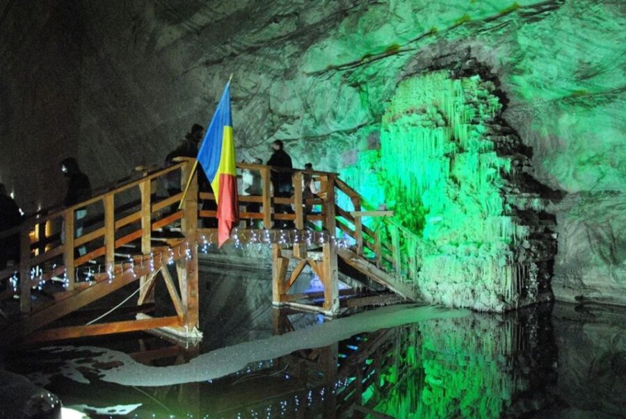 Bucharest: Slanic Salt Mine & Carpathian Mountains Day Tour - Transportation, Timing, and Group Sizes