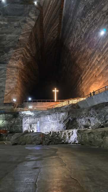 Bucharest: Slanic Salt Mine & Tomb of Dracula Half Day Trip - Snagov Monastery: History and Legend