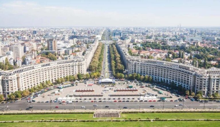 Bucharest Tour: Parliament, Ceausescu House & Village Museum - Who Is This Tour Best For?