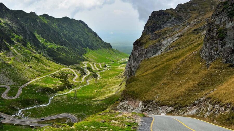 Bucharest: Valsan Valley and Transfagarasan Day Trip - Practical Tips for the Trip