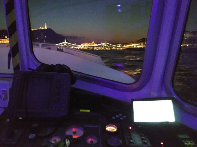 Budapest: 1-Hour Private Boat Cruise - What’s Included and What’s Not