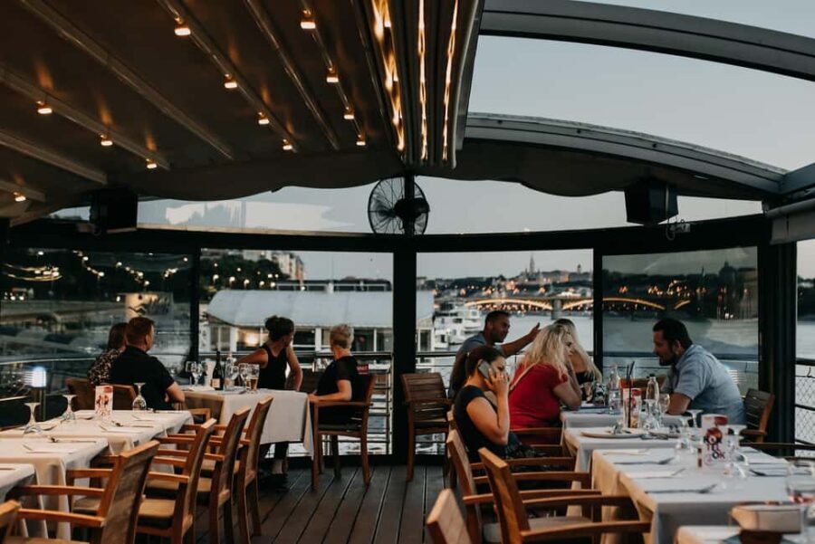 Budapest: 3-Course Dinner for 2 - stationary Boat Restaurant - The Menu: A Blend of Flavors and Options