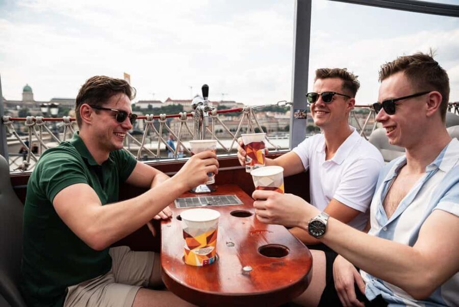 Budapest: BeerBus Sightseeing Tour with unlimited beer - What the Experience Feels Like
