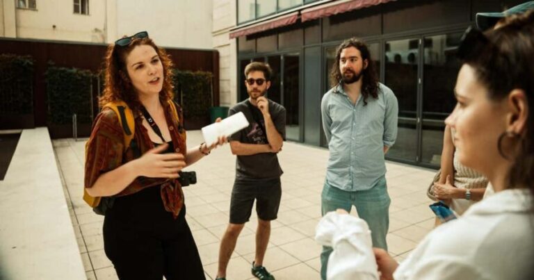 Budapest: City Scavenger Hunt with Photos - FAQ