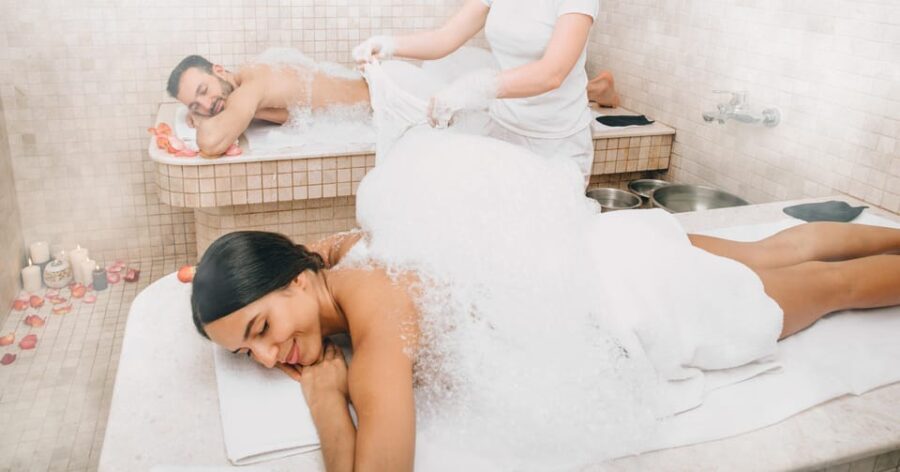 Budapest: Couple Holistic Swedish Massage with Jacuzzi Time - How Does the Pricing Stack Up?