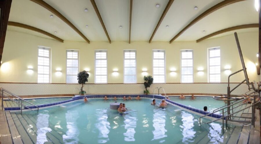 Budapest: Dandar Thermal Bath Full-Day Admission - The Experience: A Closer Look