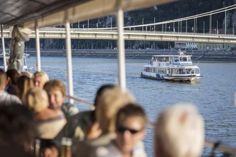 Budapest: Daytime Hop-on Hop-off Cruise with Welcome Drink - What’s the Value?