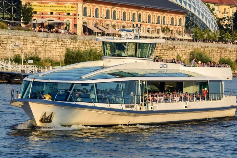 Budapest: Daytime Sightseeing Boat Cruise - The Margaret Island Option