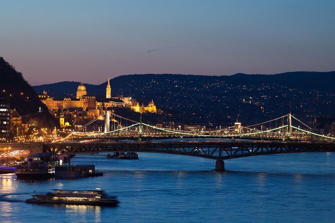 Budapest Essential Walking Tour&Traditional Hungarian Dessert - What to Keep in Mind