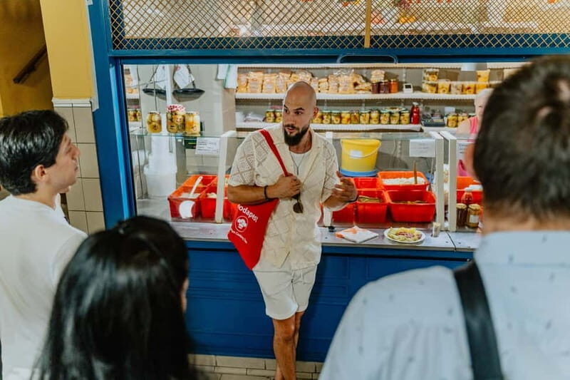 Budapest: Food Tour Market-to-Tavern: 14+ Tasters & Wines - The Guide and the Atmosphere