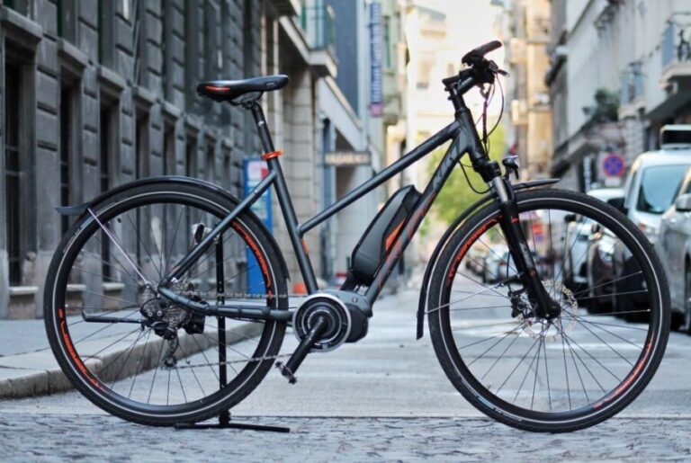 Budapest: Guided City Tour by E-Bike - What Travelers Say