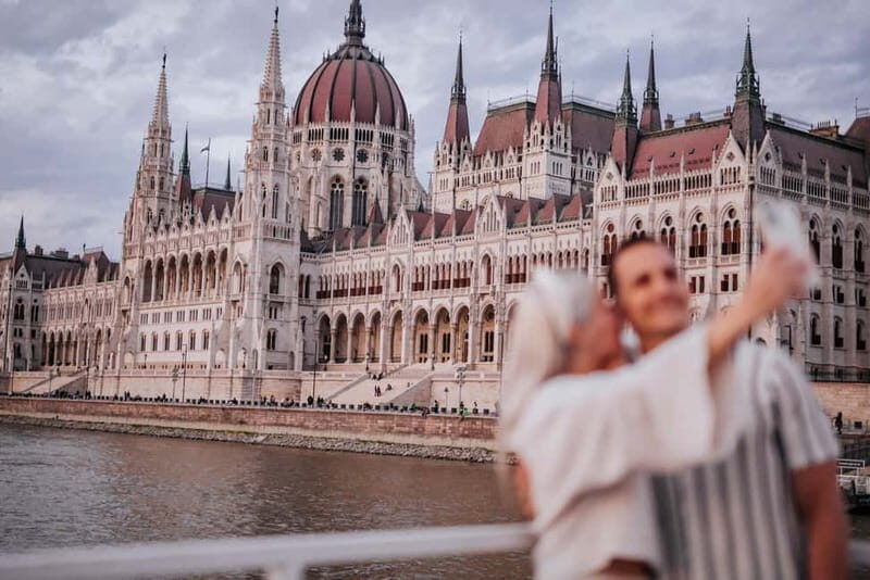 Budapest: Lotus Cruise with Unlimited Premium Drinks - The Bonus: Free Entry to Pixim