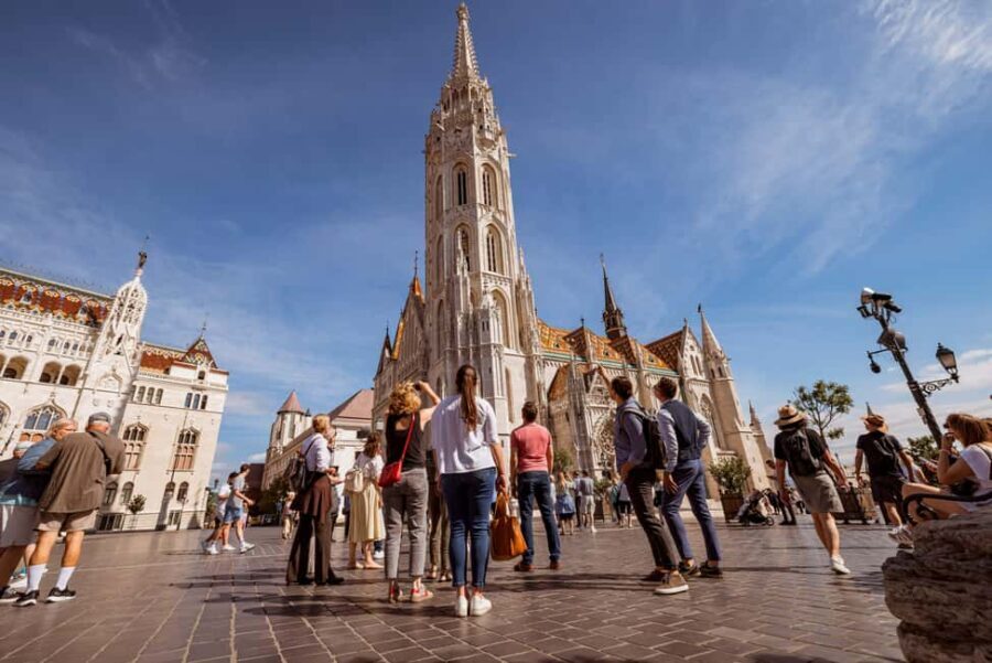 Budapest: Matthias Church: Colorful Tiles & Coronations Tour - Who is this tour best suited for?