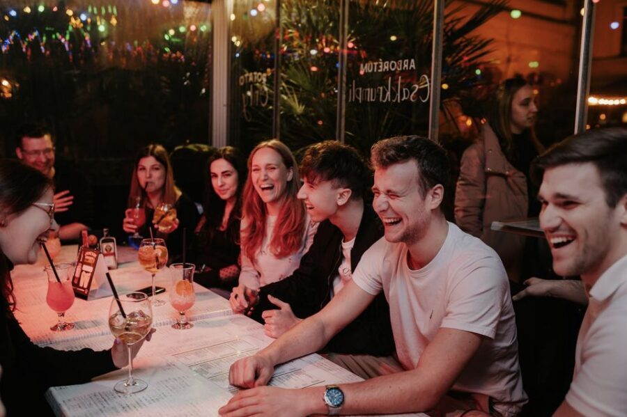 Budapest: Nighttime Bar Crawl with Local Drinks - Exploring Budapest’s Hidden Bars