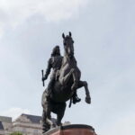 Budapest: Parliament & Its Surroundings Tour with Folk Music - Is It Worth the Cost?