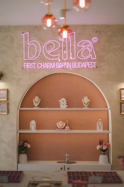 Budapest: Personalized Bracelet-Making Experience - The Creative Process and Atmosphere