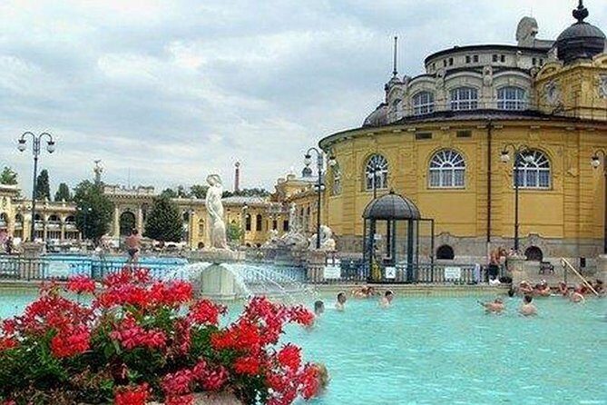 Budapest Private 2 hrs. Mercedes Sightseeing Tour - What the Experience Feels Like