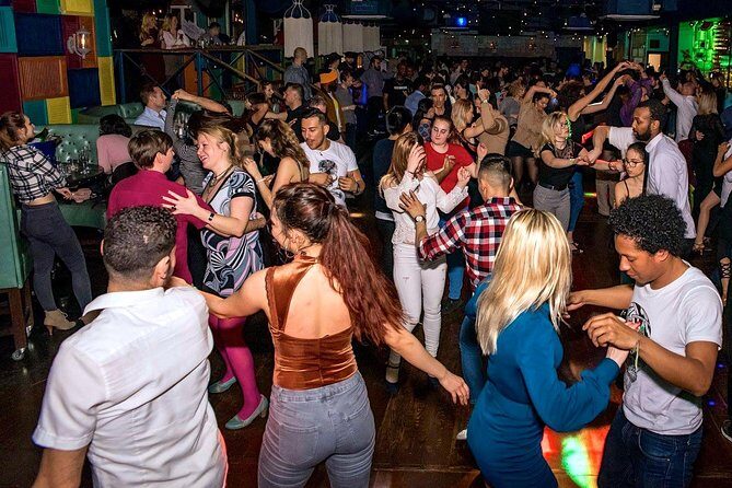 Budapest Salsa or Bachata Dancing Experience! - The Group Size and Logistics