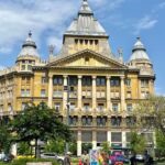 Budapest: Walking Tour with Chimney Cake & Polaroid Photos - The Charm of a Small-Group Tour