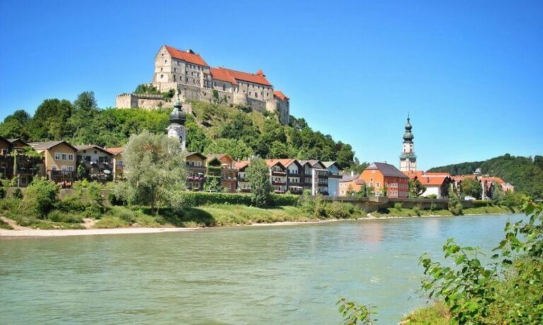 Burghausen: Burghausen Castle Private Tour - FAQs