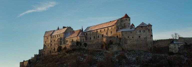 Burghausen Castle Walk Tour with a Professional Guide - Who Should Consider This Tour?
