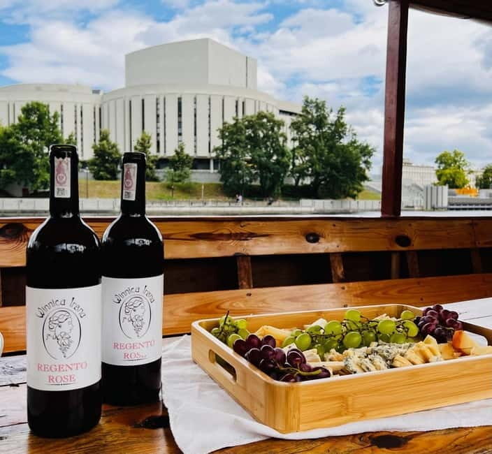 Bydgoszcz: River Cruise with local Wine and Cheese Tasting - Tasting Local Flavors Along the Ride