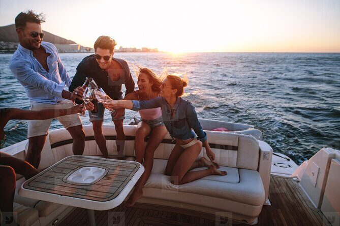 Cabo Arch Sunset Private Yacht Tour plus Dinner and Drinks - The Itinerary: What You Can Expect