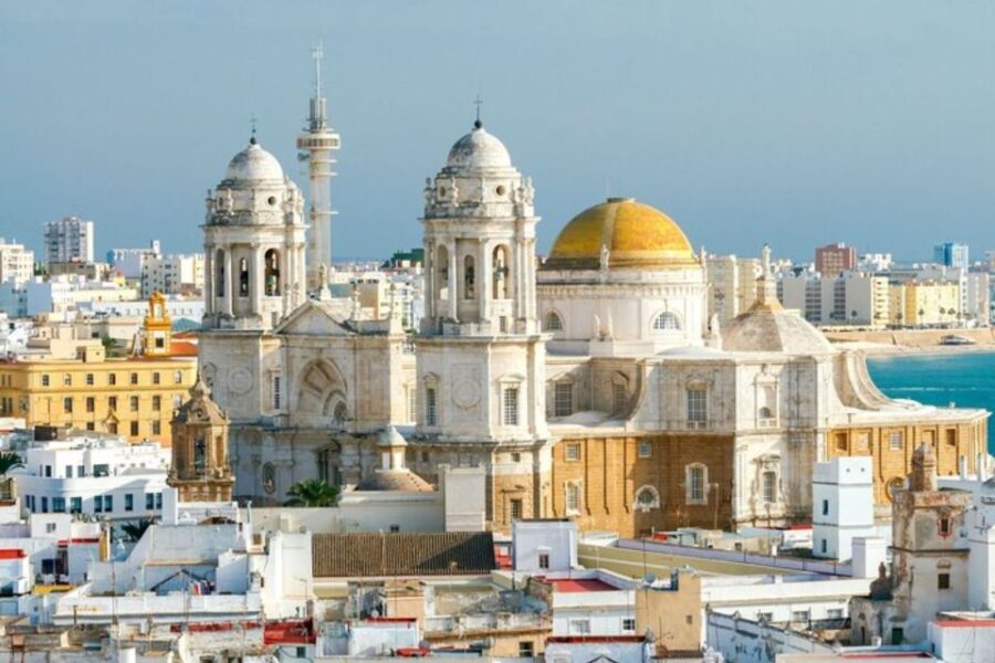 Cadiz: Private custom tour with a local guide - What Can You Expect During the Tour?