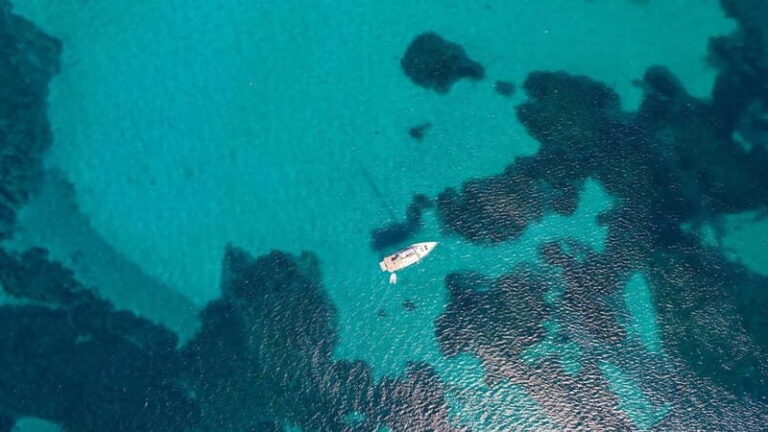 Cagliari: Sailing boat tour in the Gulf of Angels - The Itinerary in Detail