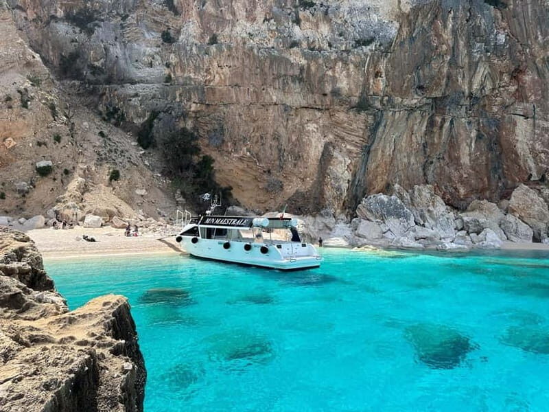 Cala Gonone: Gulf of Orosei Cruise with Cala Goloritzè - The Experience Onboard