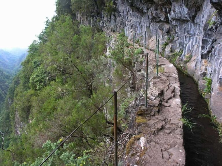 Caldeirão Verde: Queimadas PR9 Transfer Hike - What’s Included and What’s Not