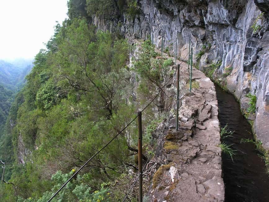 Caldeirão Verde: Queimadas PR9 Transfer Hike - What’s Included and What’s Not