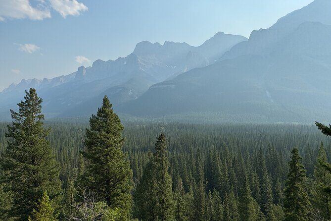 Calgary Airport to Canmore Private Transfer - The Scenic Journey to Canmore