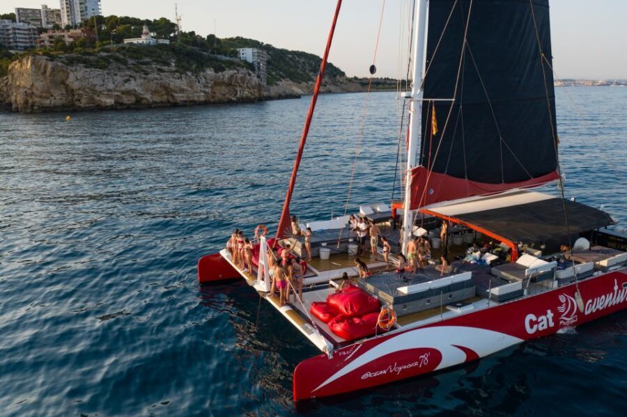 Cambrils: Catamaran Cruise with Drinks and BBQ Lunch Option - Who Should Consider This Experience?