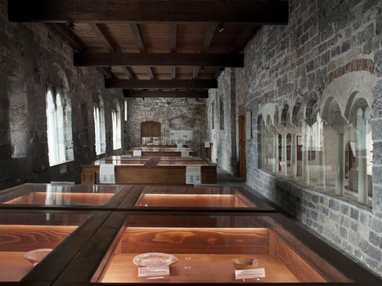 Camogli: San Fruttuoso Abbey Entry Ticket - Who Should Consider This Tour?